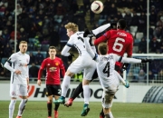 开云体育-阿森纳遭遇双杀升班马，寻找打破僵局方案