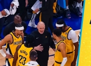 开云体育官网-76人逆转尼克斯，范弗利特统治全场