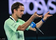 开云体育-联合杯险胜ATP总决赛，梅德韦杰夫扛起全队