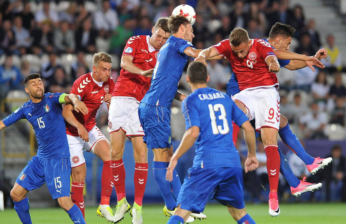 捷克队攻势强劲：击败黑马对手