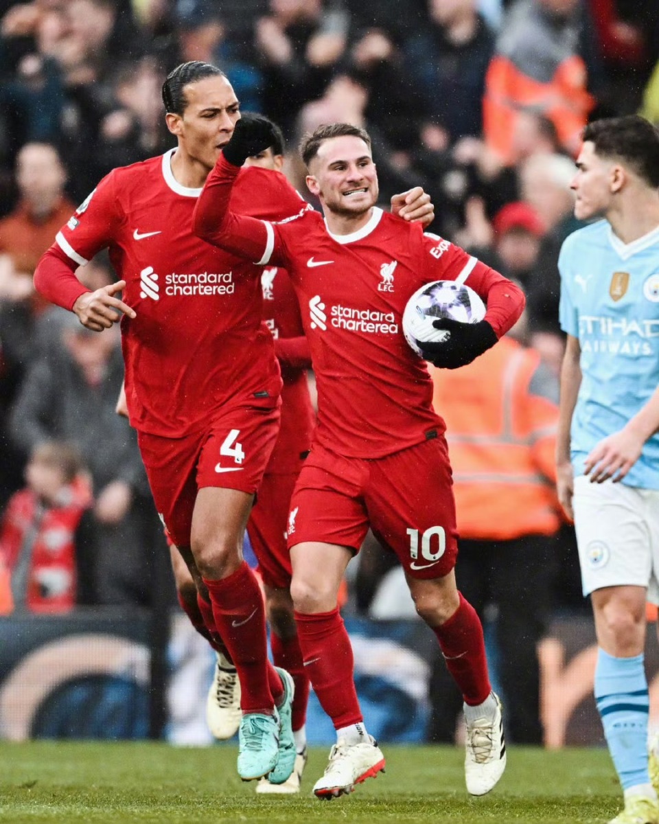 瓜帅战绩卓著：曼城-大胜，领先榜首