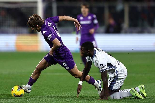 包含佛罗伦萨对阵卡利亚里：实力对决谁能笑到最后？的词条