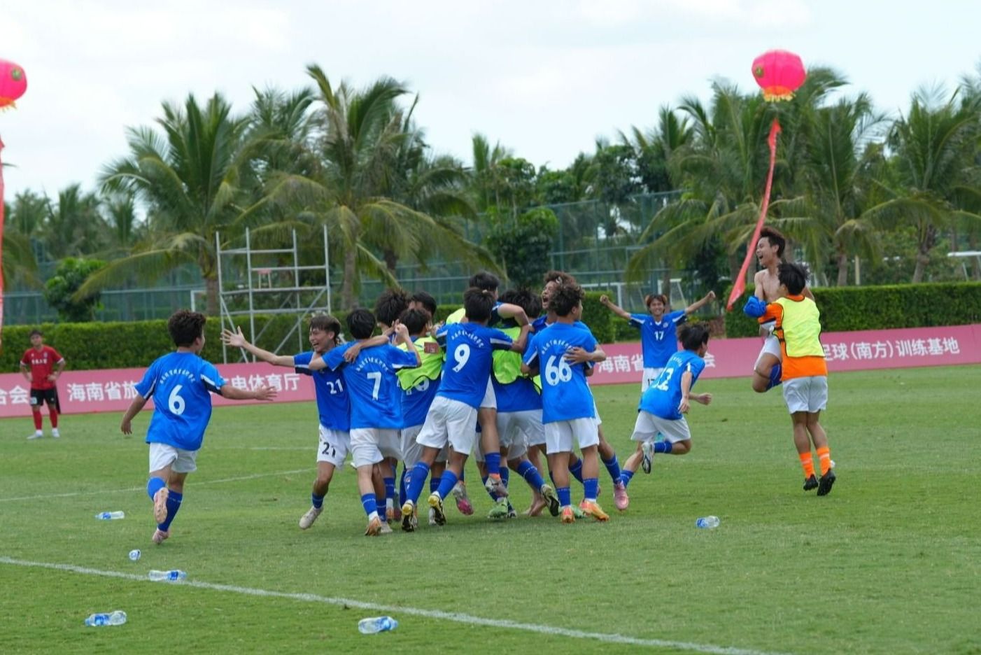 亚洲足球联盟中球队争夺桂冠