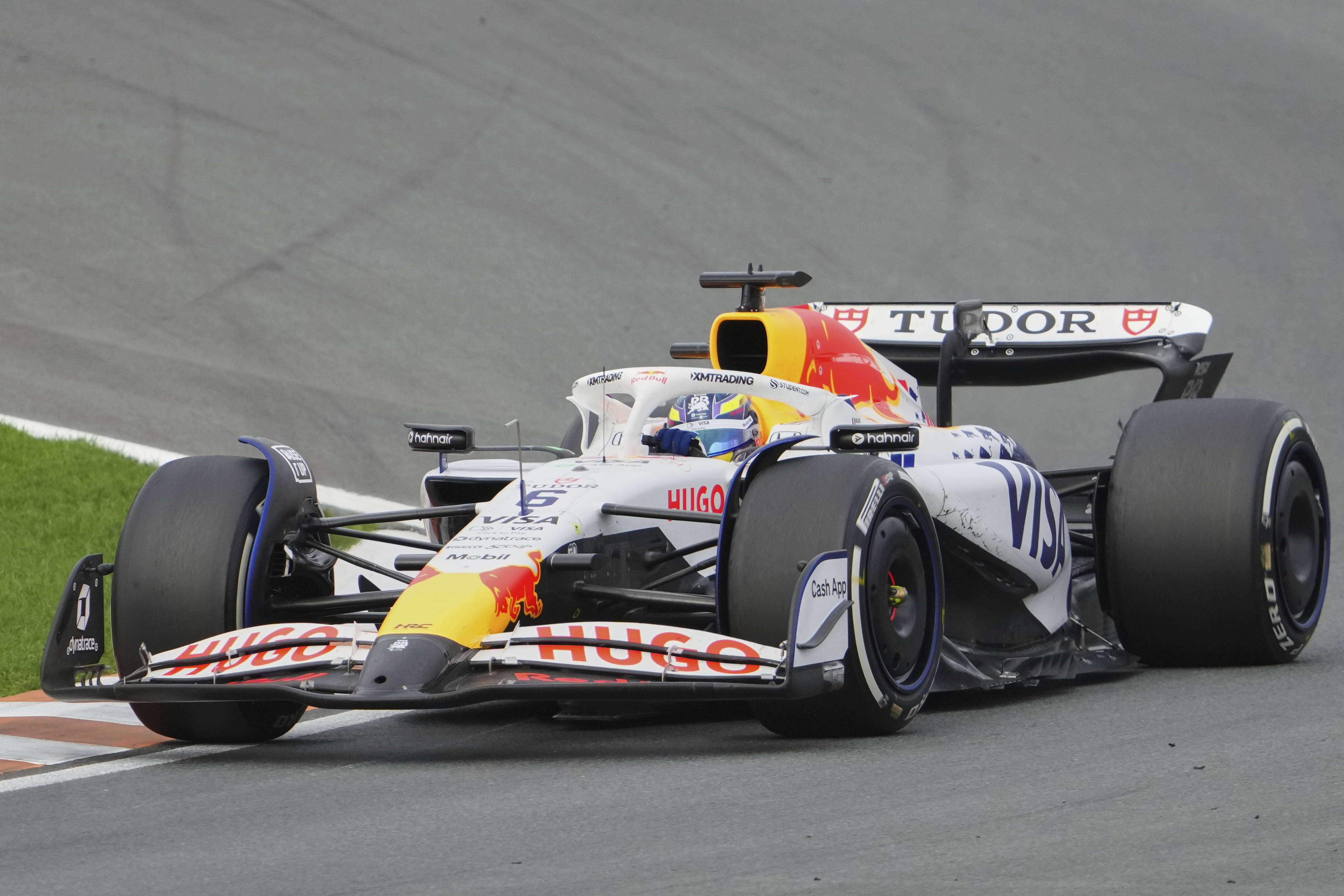 红牛二队完胜索伯车队，维斯塔潘高光表现的简单介绍