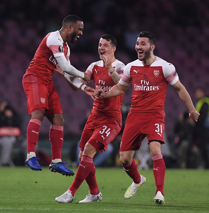 阿森纳完胜波兰，若日尼奥扛起全队